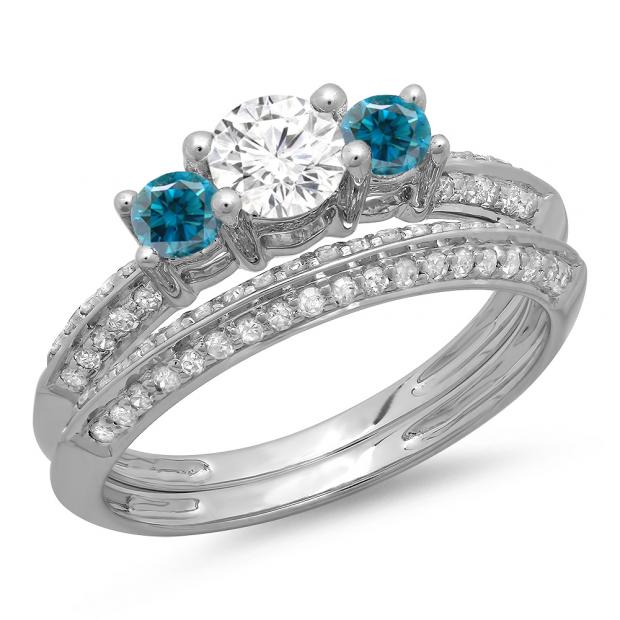 1.05 Carat (ctw) 18K White Gold Round Cut Blue & White Diamond Ladies 3 Stone Bridal Engagement Ring With Matching Band Set 1 CT
