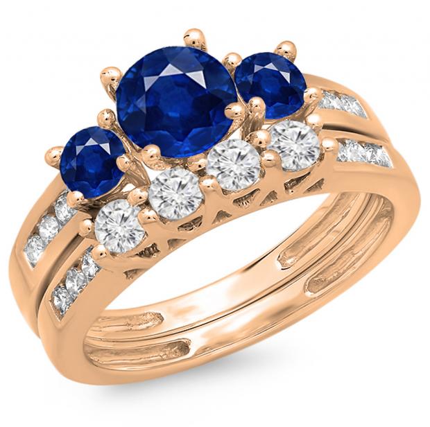 1.80 Carat (ctw) 14K Rose Gold Round Blue Sapphire & White Diamond Ladies Bridal 3 Stone Engagement Ring With Matching Band Set