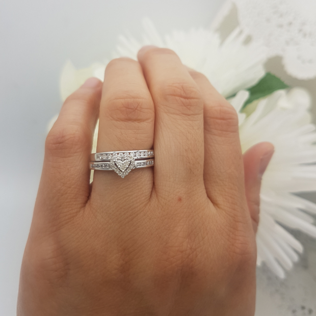 Heart Engagement & Wedding Ring Set | hellcatjewellery