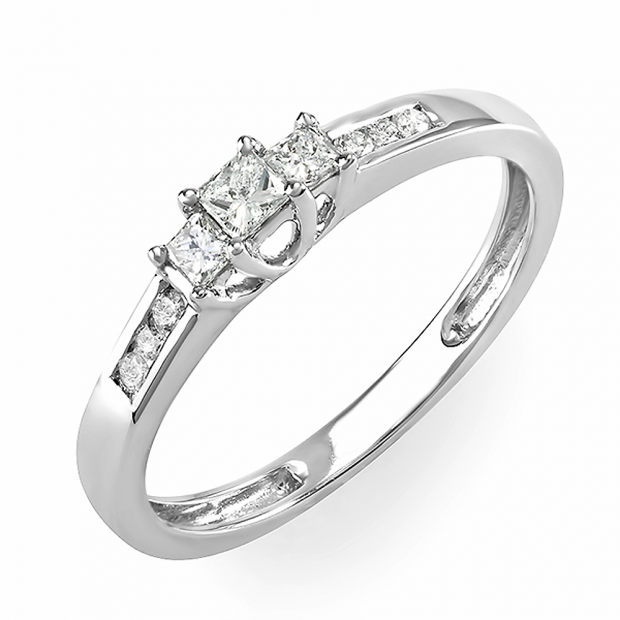 LADIES RING 0.25CT ROUND/PRINCESS DIAMOND 10K WHITE GOLD