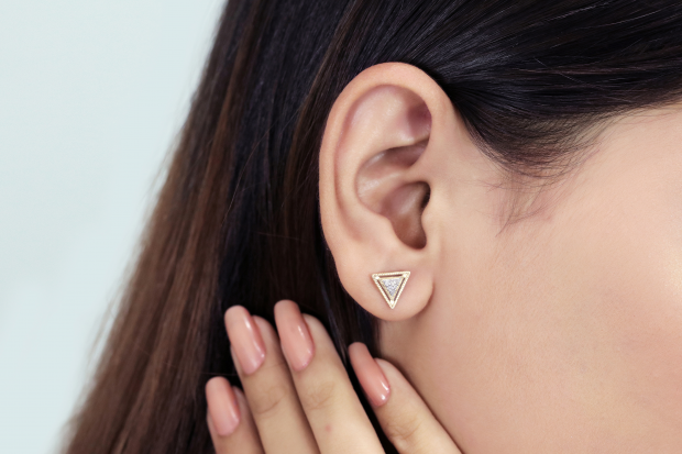 1/10 Ctw Star Cutout Round Cut Diamond Stud Earrings in 10K