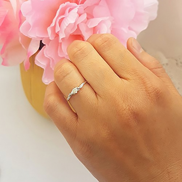 Dazzlingrock Collection 0.90 Carat (Cttw) 14K Princess White Diamond Women Wedding Guard Double Ring, Solid White Gold, Size 4