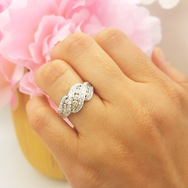 14 Karat White Gold Ladies Right Hand Ring with 3.70 carat of Round Di –  Masina Diamonds Atlanta
