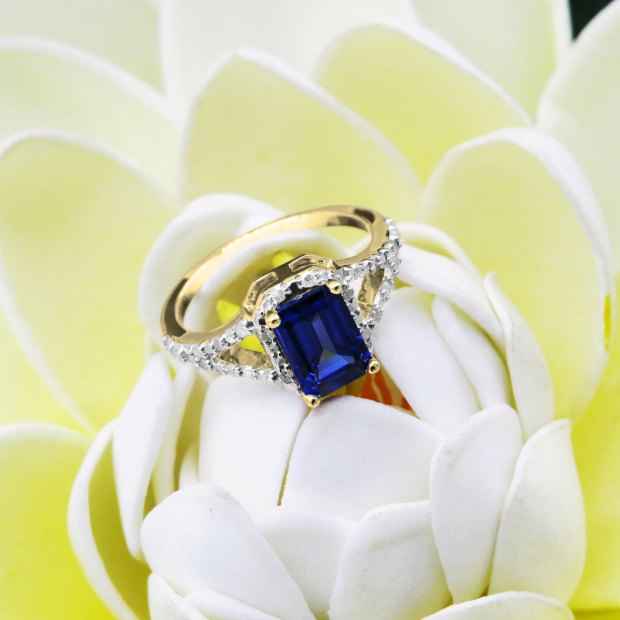 Buy 7X5 MM Lab Created Blue Sapphire & 0.15 ct White Diamond Split