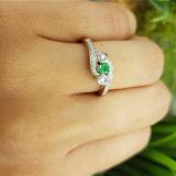 0.25 Carat (ctw) 18k White Gold Round Green Emerald And White Diamond Ladies Bridal Promise Heart 3 Stone Swirl Engagement Ring 1/4 CT