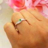 0.10 Carat (ctw) 14k White Gold Round Green Emerald And White Diamond Crossover Swirl Ladies Bridal Promise Engagement Ring 1/10 CT