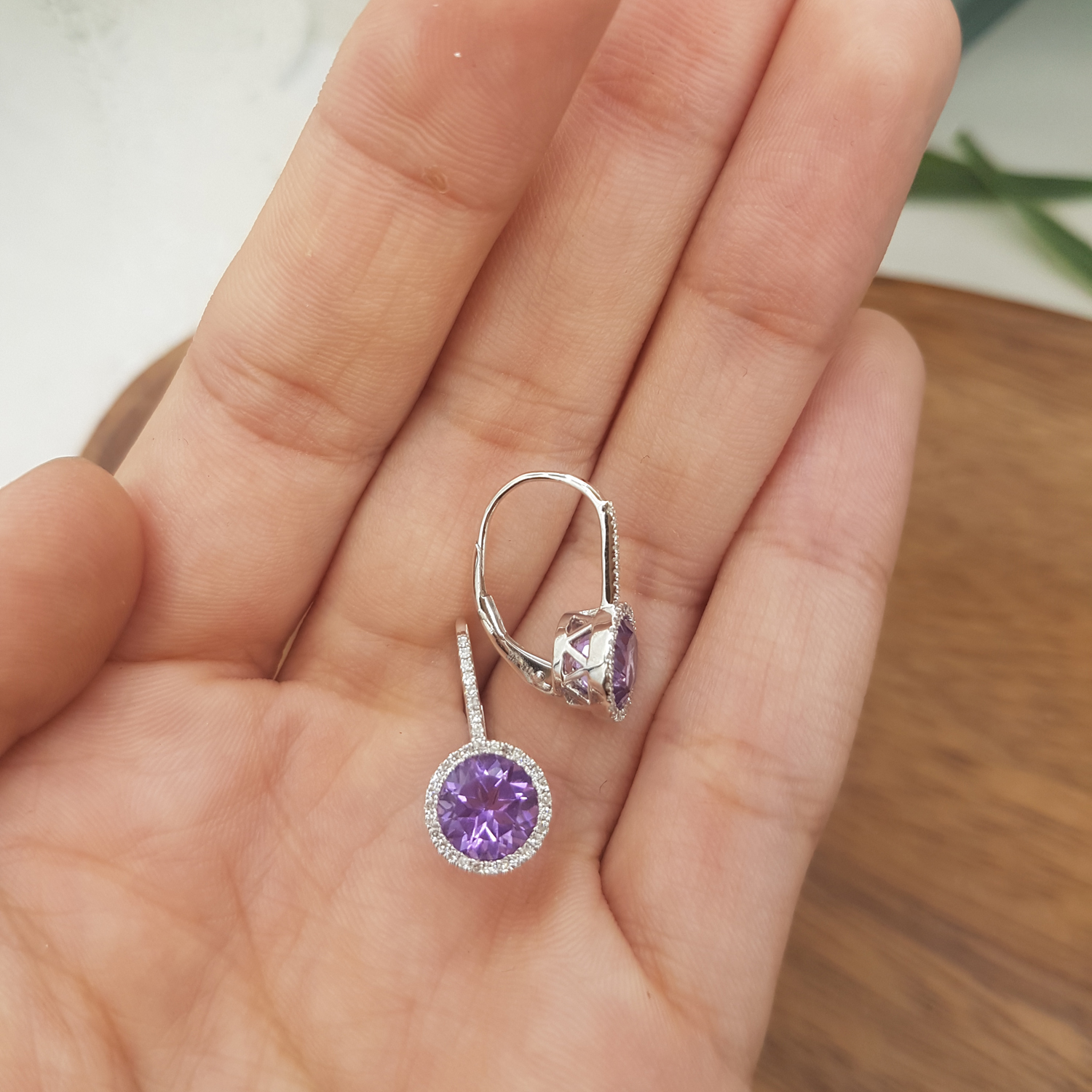 Buy 0.74 Inch 3.70 Carat (ctw) 10K White Gold Round Cut Amethyst