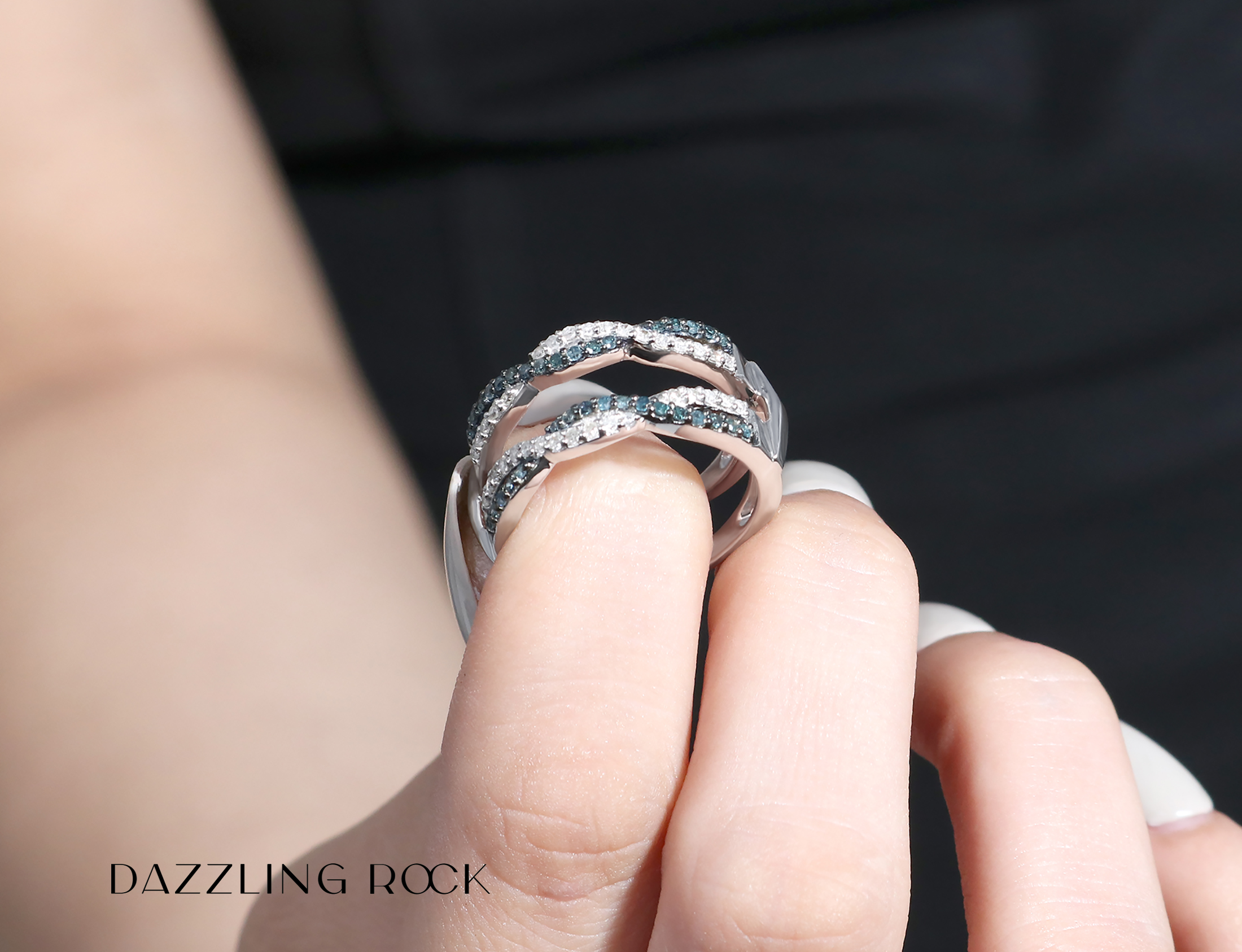 Buy 9.9 mm 0.55 Carat (ctw) 14K White Gold Round White & Blue Diamond